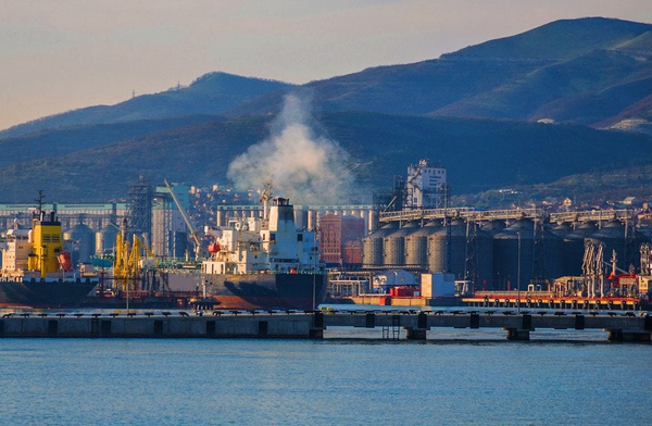 У Новоросійську РФ екстрено маскує логістику Чорноморського флоту